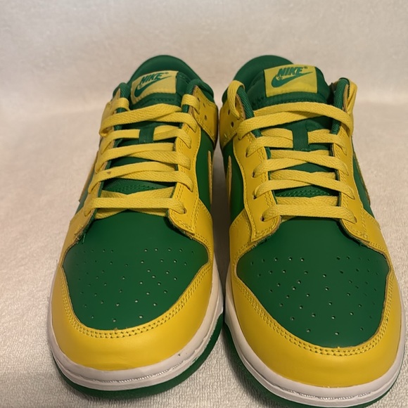 Nike Dunk Low Reverse Brazil. Apple Green/ Apple Strike . Size 10.5 Great Shoe main image 8